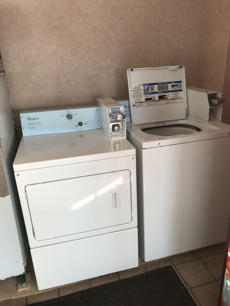 فندق رودواي إن فيندلاي المظهر الخارجي الصورة
